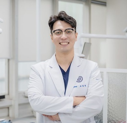 잇몸뼈 부족해 임플란트 어렵다? 뼈이식 고려해야 [건강 올레길]