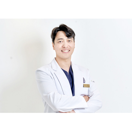 임플란트 잇몸뼈 부족하다면…뼈이식 및 상악동 거상술 선행