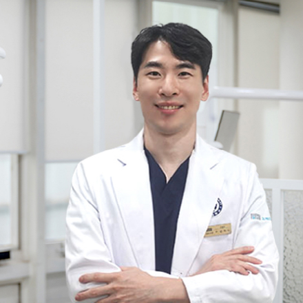 고르다치과의원 강남점, 신희도 원장 영입