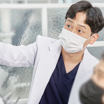 발치 당일 식립하는 원데이 임플란트, 안전 위해 체크할 것은?