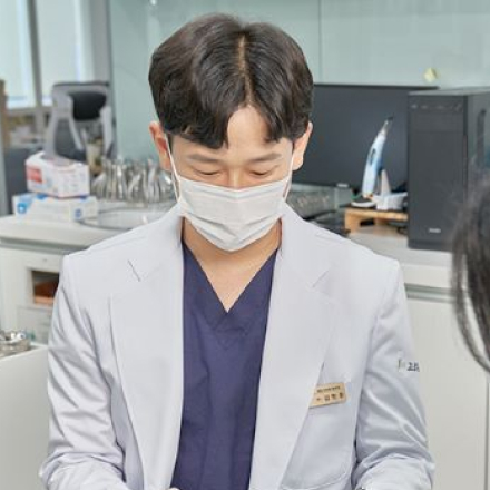[건강프라임_칼럼] 중요한 역할을 하는 '앞니', 임플란트 고려해야 할 때 주의해야 할 것들