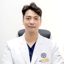 만 65세 이상 노년층, 임플란트 시 체크사항은?