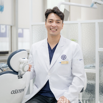 어금니 임플란트, 단단하게 식립되려면 [고상훈 원장 칼럼]