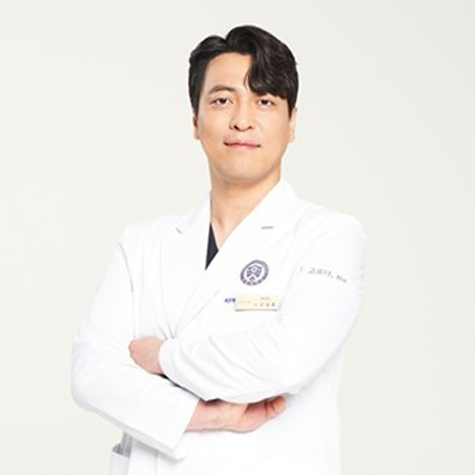 디지털 임플란트, 모의수술로 정확도 높인다