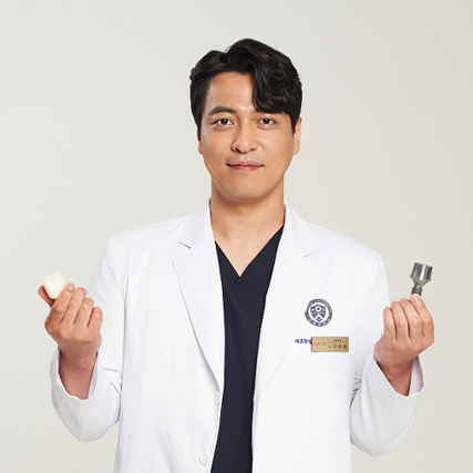 임플란트 vs 틀니, 내게 맞는 치료 방법은?