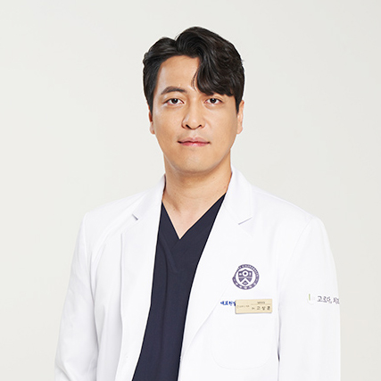 임플란트 성공률 높이려면? 부작용 예방이 우선