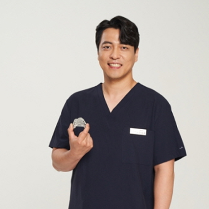 [건강프라임_칼럼] 정상 사랑니는 괜찮을까? 매복 사랑니와의 차이는?