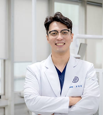 임플란트 실패 막으려면… 뼈이식 임플란트 정확한 진단 중요