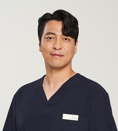 골유착 실패부터 신경 손상까지, 임플란트 부작용 주의해야