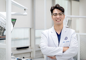 고령·만성질환자도 고려하는 내비게이션 임플란트, 최소 절개 치료가 특징