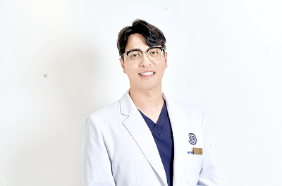 컴퓨터 분석 임플란트로 노년층 부담 줄인다...절개 최소화·회복 부담 완화 기대 [고상훈 원장 칼럼]