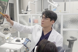 전체 임플란트 정확도 향상에는 네비게이션시술